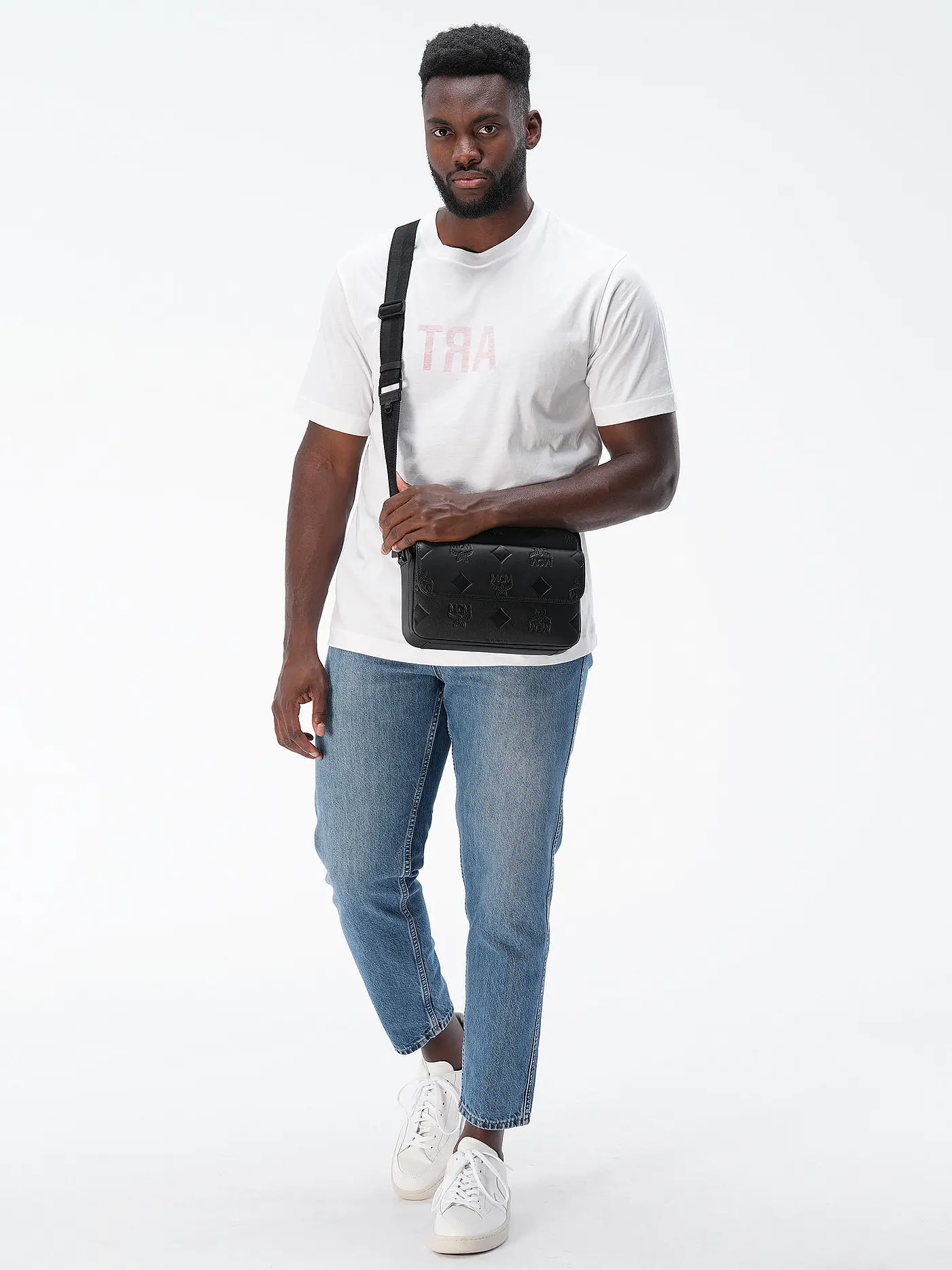 MCM | Ledertasche - Umhängetasche AREN Medium | schwarz