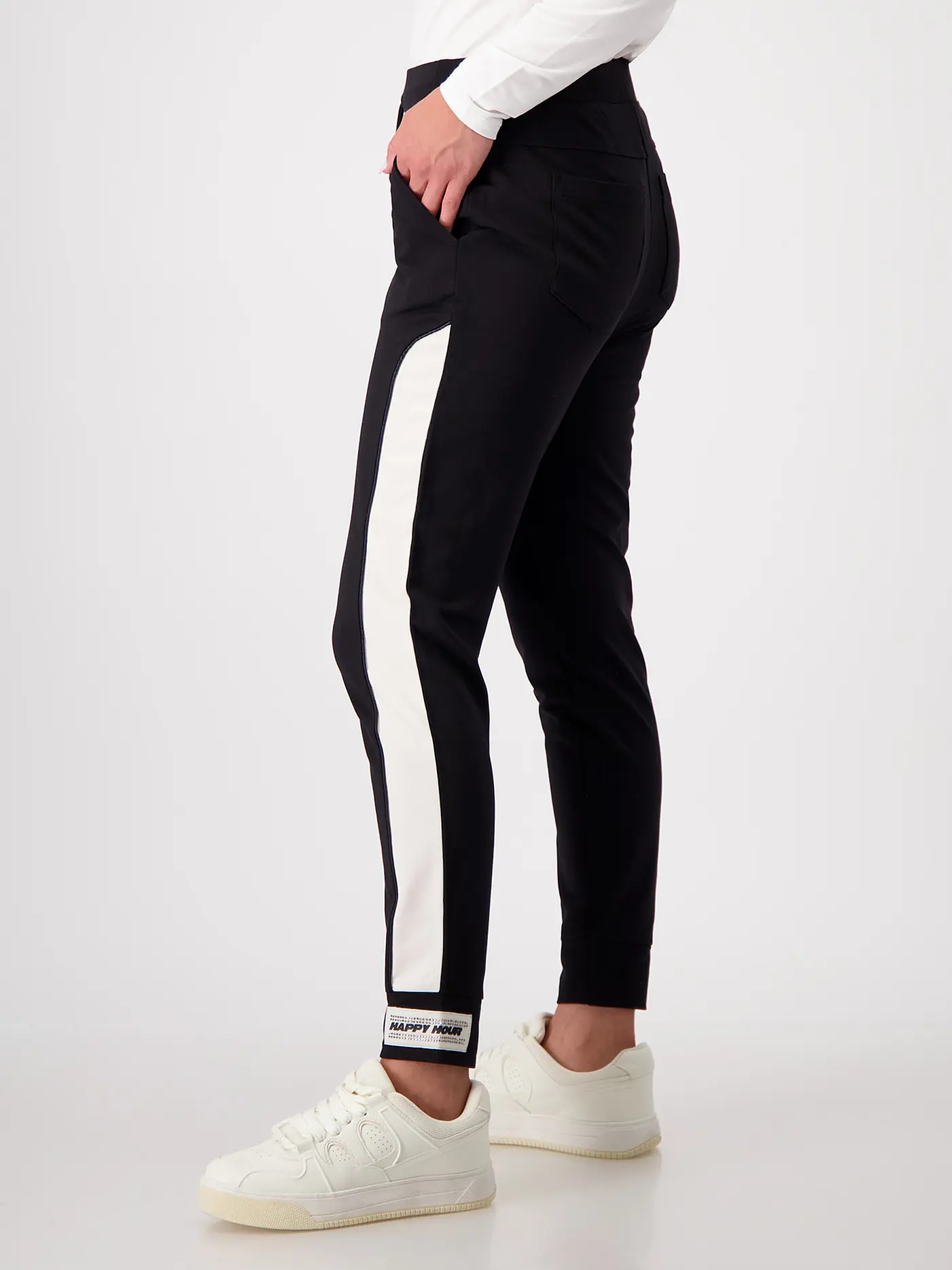 MONARI | Hose Jogging Fit | schwarz
