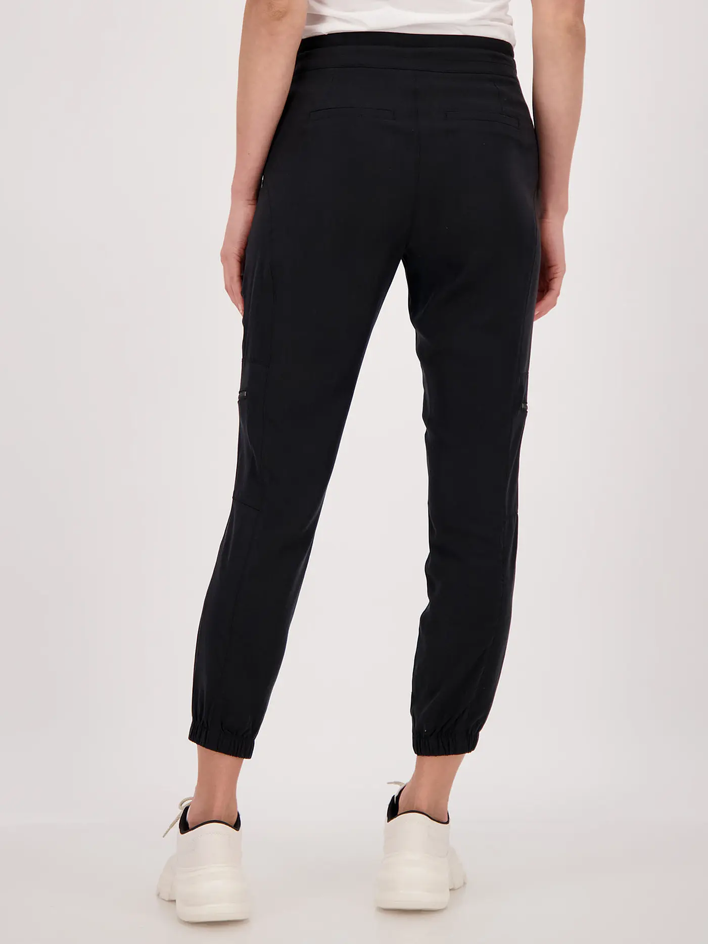 MONARI | Hose Jogging Fit | schwarz