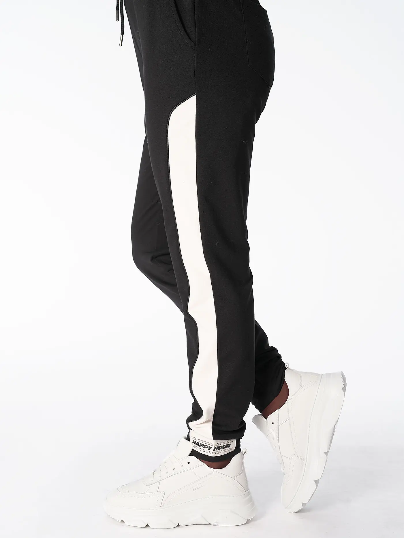 MONARI | Hose Jogging Fit | schwarz