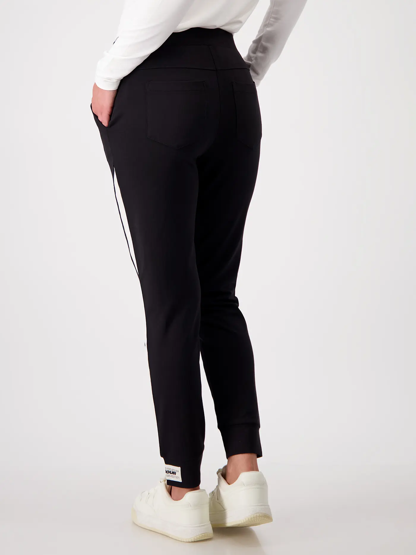 MONARI | Hose Jogging Fit | schwarz