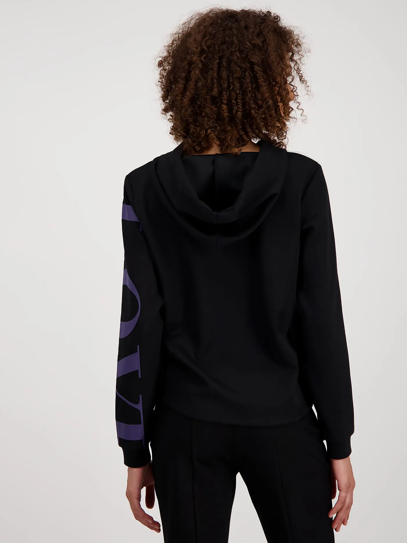 MONARI | Kapuzenpullover - Hoodie | schwarz