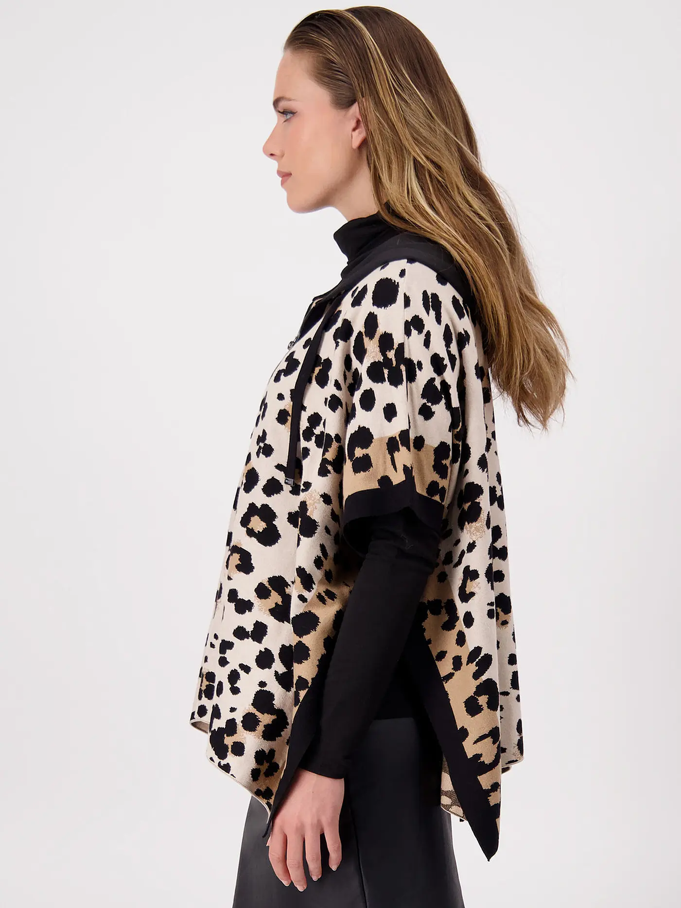 MONARI | Poncho - Cape | beige