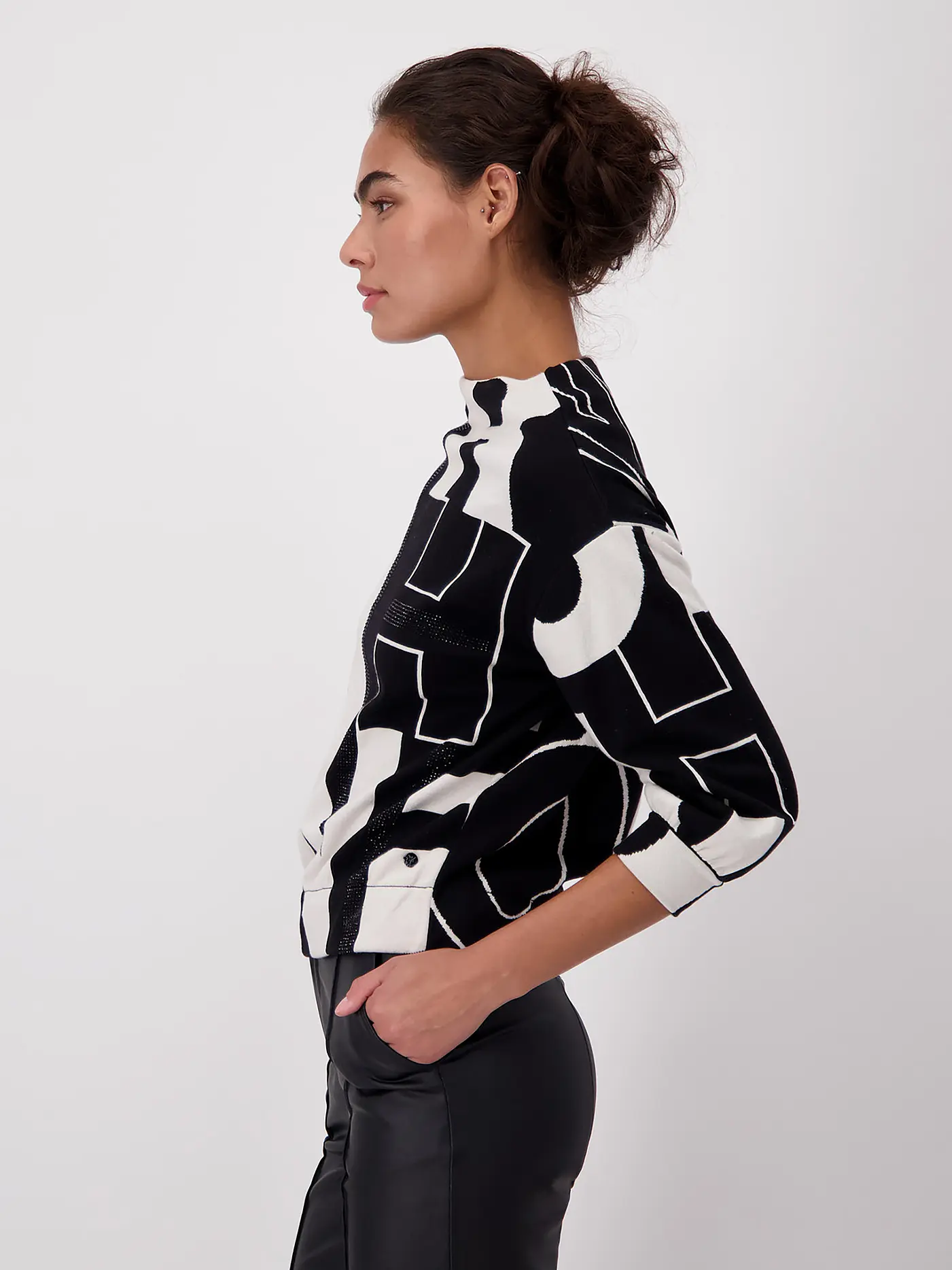 MONARI | Pullover | schwarz