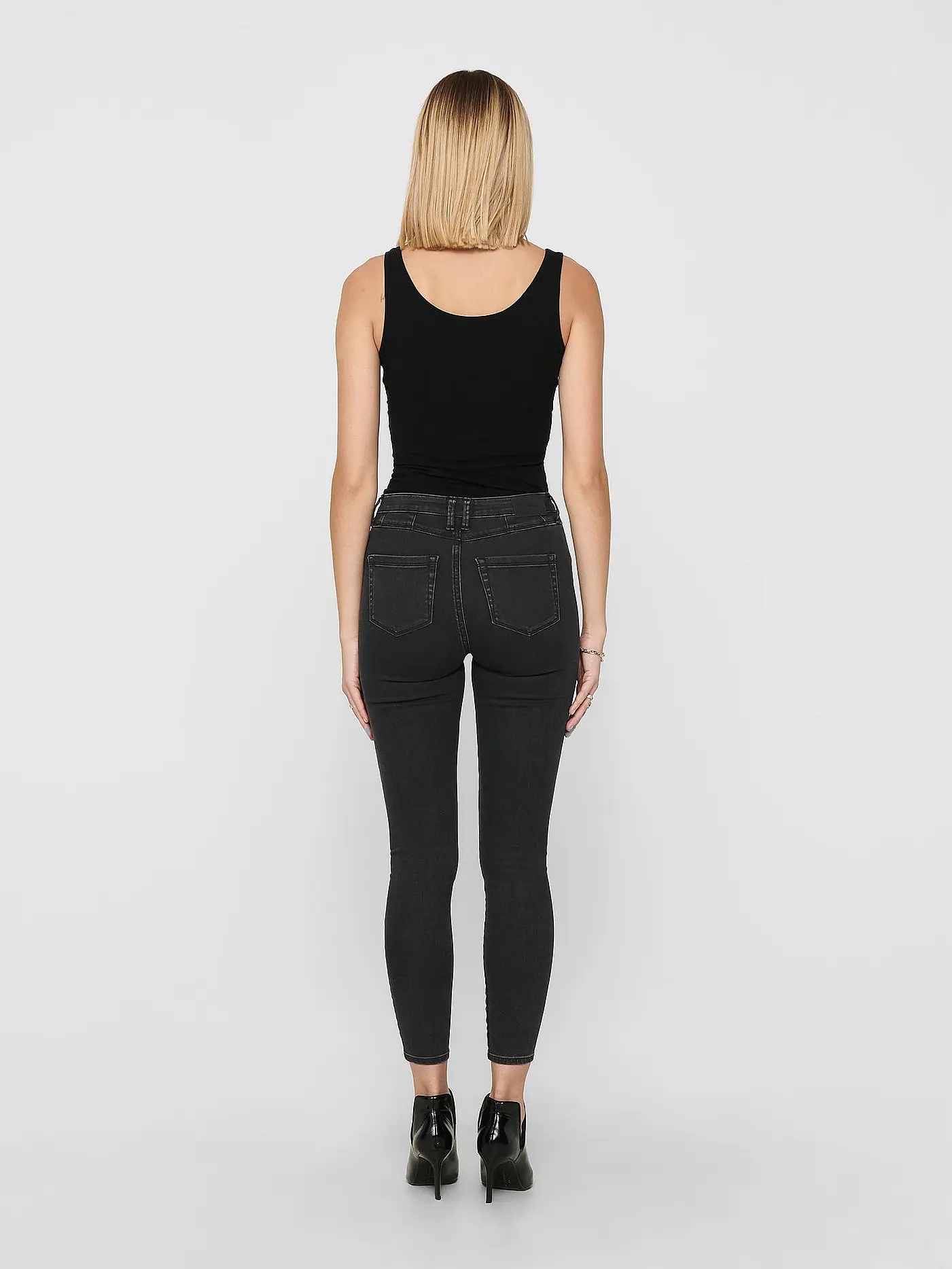 ONLY | Tanktop ONLLIVE LOVE | schwarz