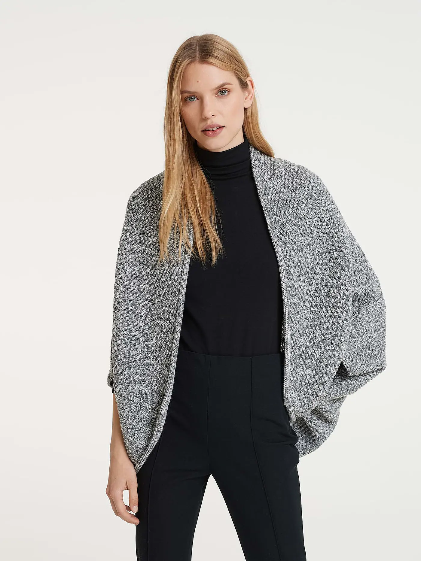 OPUS | Cape AMARYLLIS WAFFLE | hellgrau