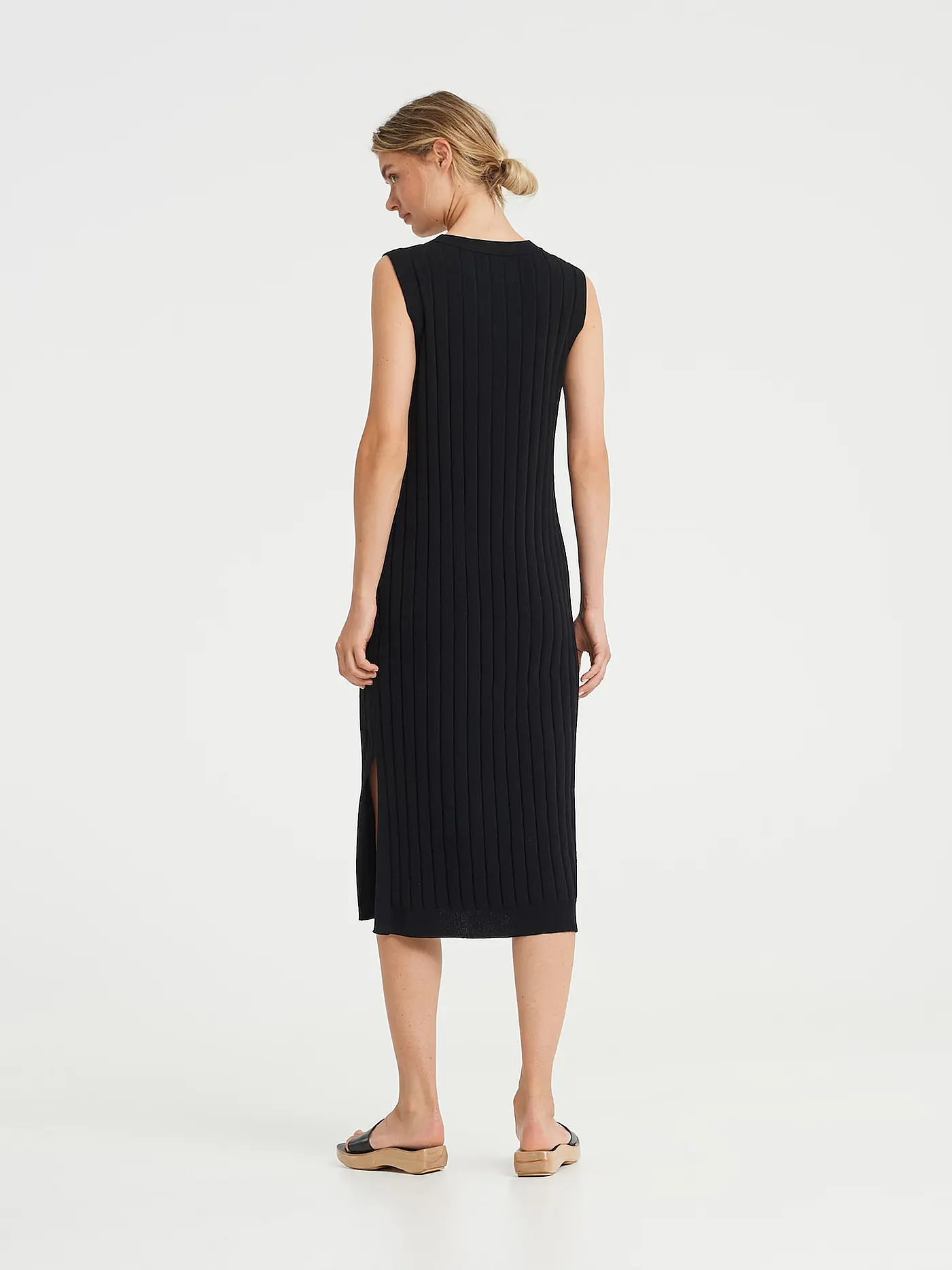 OPUS | Midikleid WASISI | schwarz