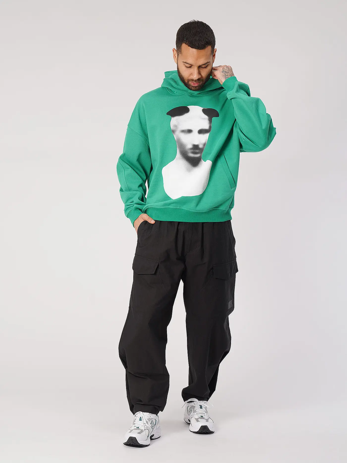 PEQUS | Kapuzensweater - Hoodie ARTIST | grün