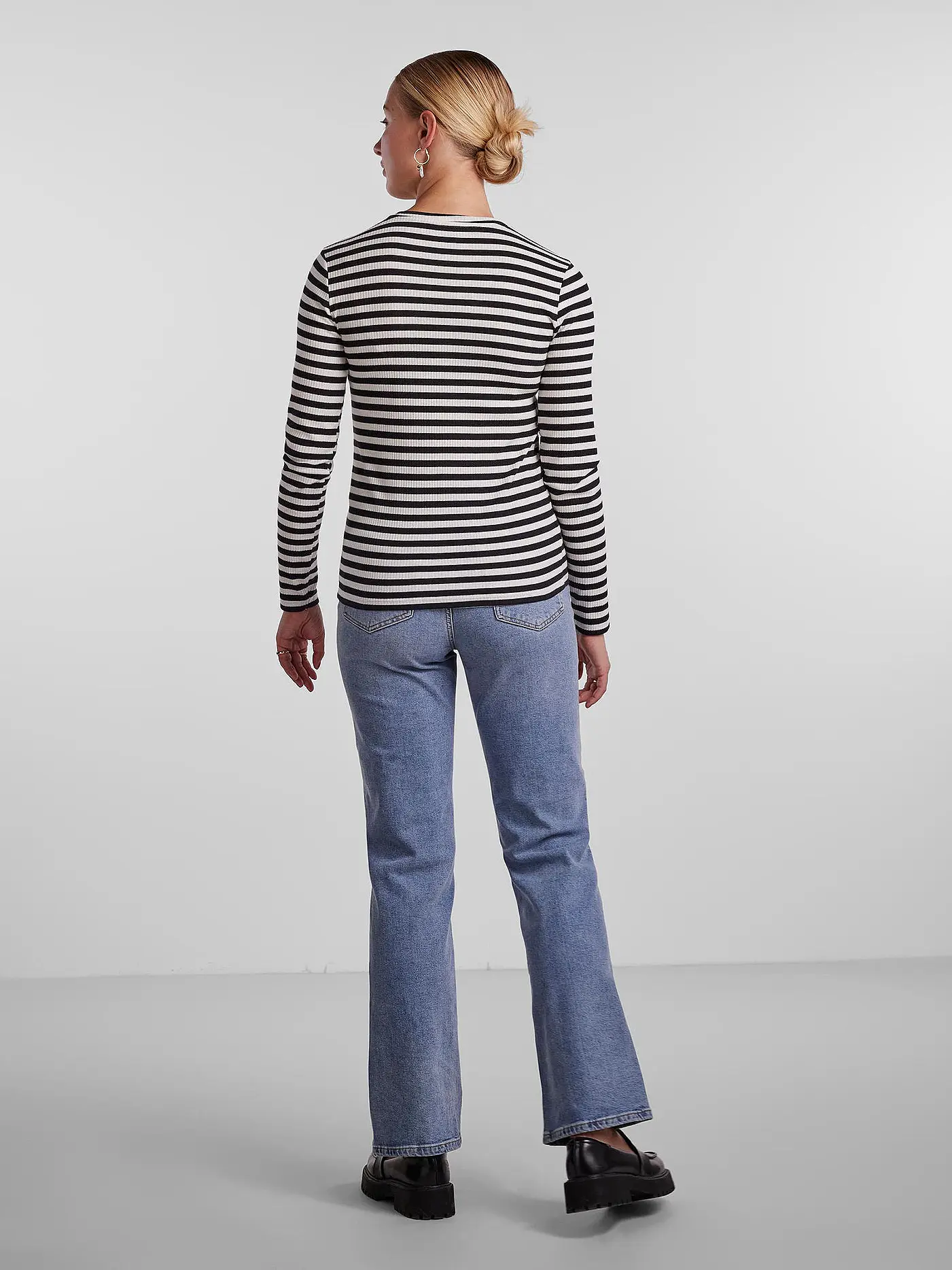PIECES | Langarmshirt PCRUKA | schwarz