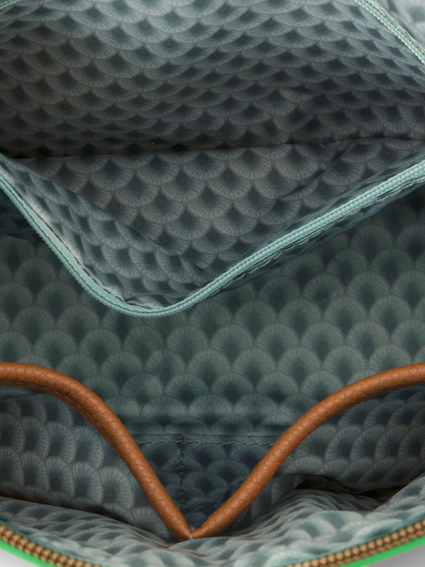 PIP STUDIO | Kosmetiktasche Triangle KYOTO FESTIVAL 17x16,5x8cm greem | hellgrün