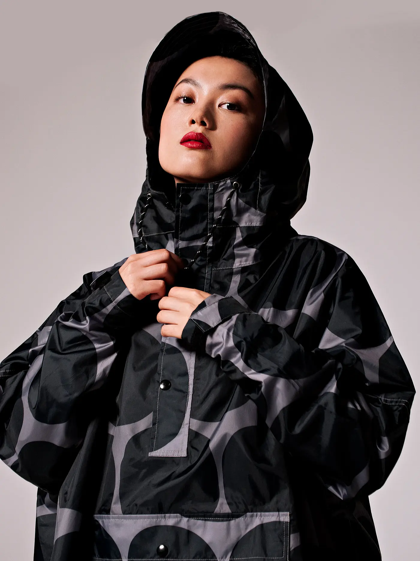RAINKISS | Regenjacke - Regenponcho Black Polka | schwarz
