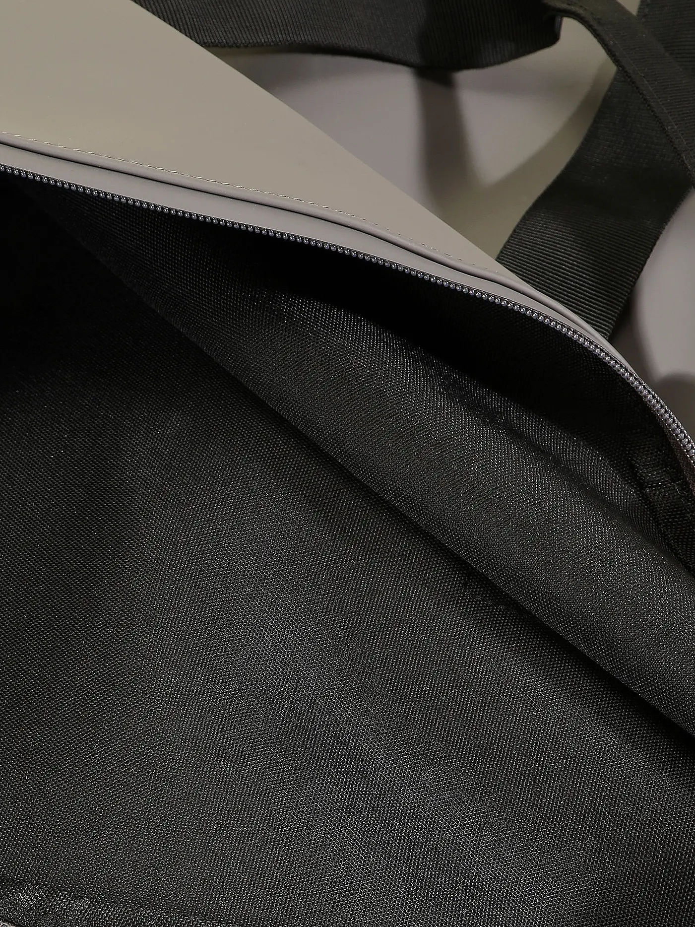 RAINS | Tasche - Weekender HILO | grau