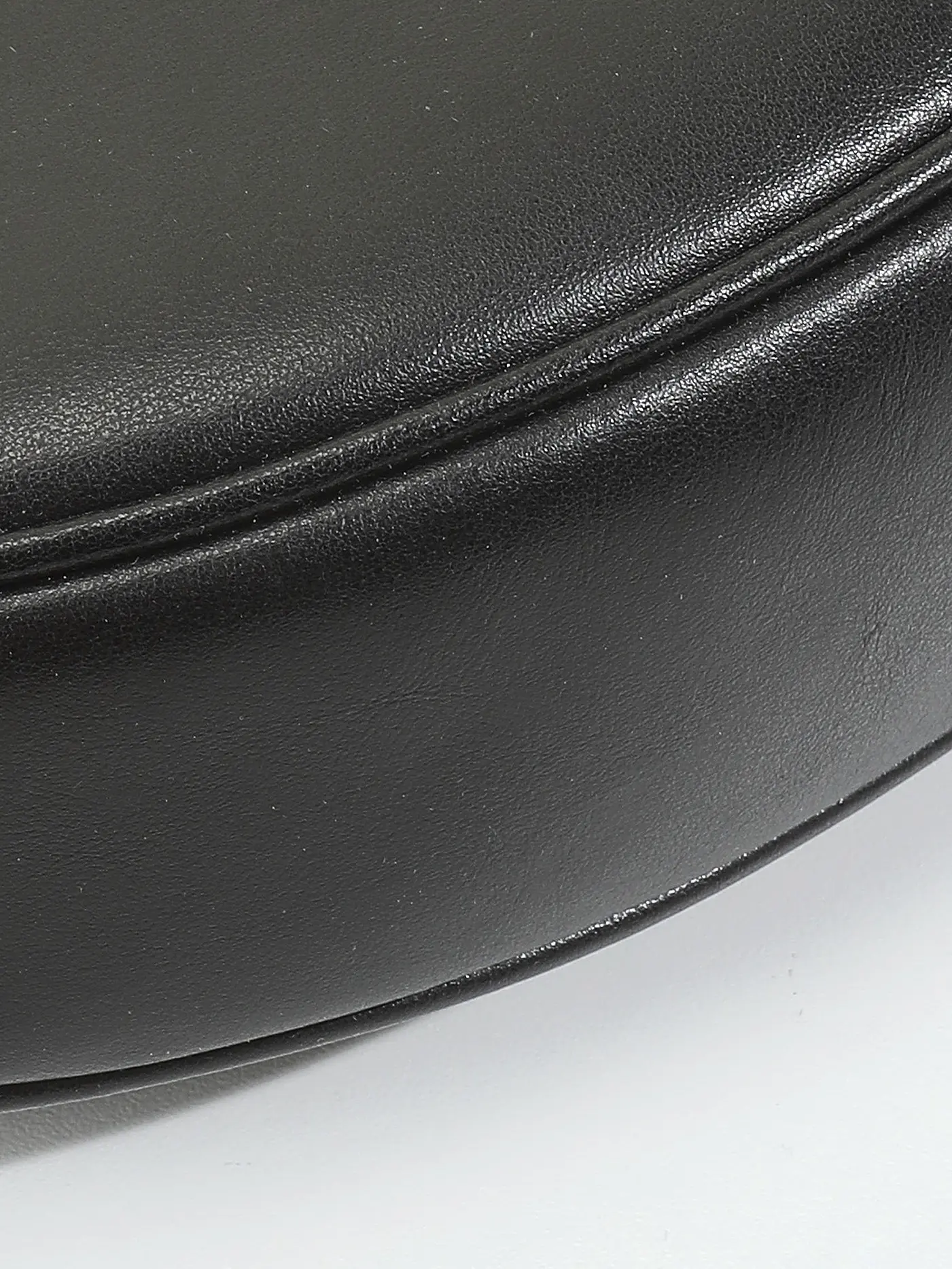RED Valentino | Ledertasche Hobo  | schwarz