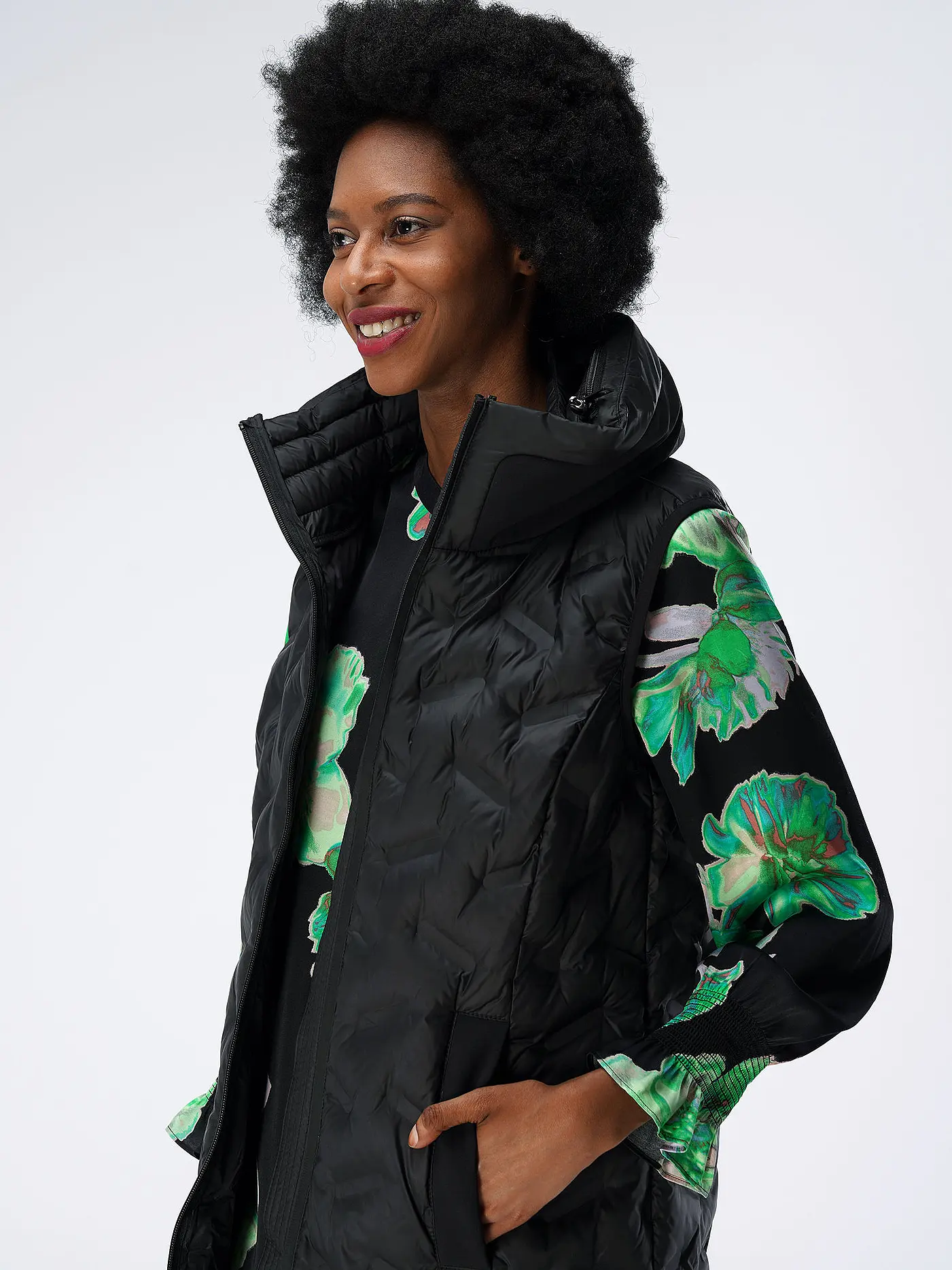 S.OLIVER | Steppgilet | schwarz