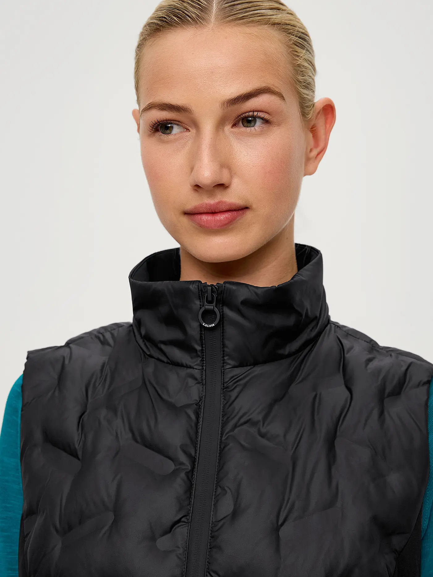 S.OLIVER | Steppgilet | schwarz