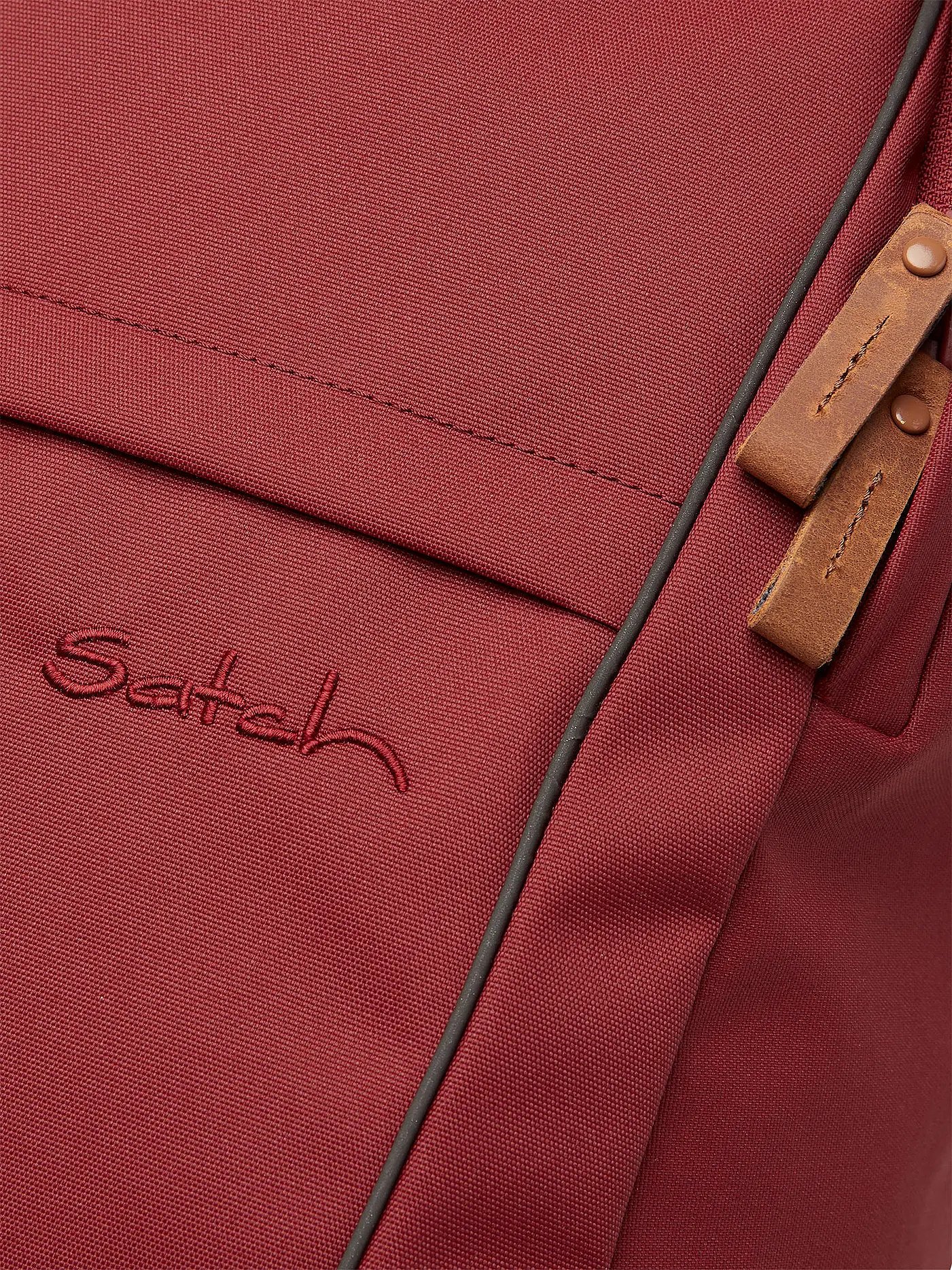 SATCH | Schulrucksack Fly Pure Red | rot