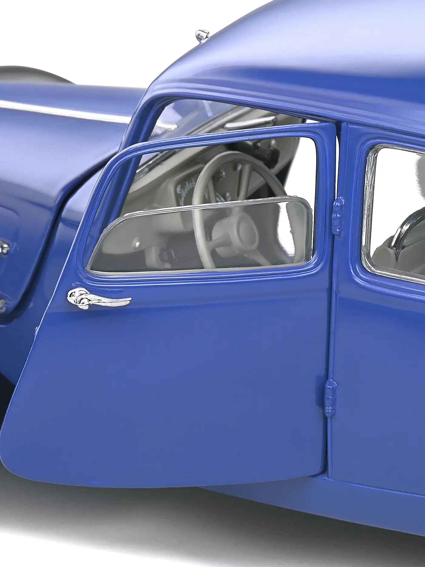 SOLIDO | Modellauto - 1:18 Citroen Traction blau | grau