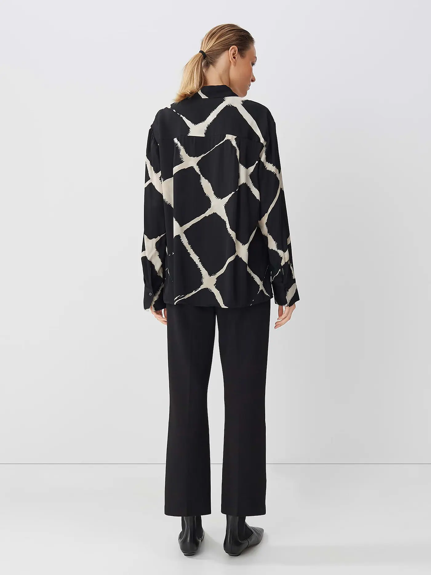 SOMEDAY | Bluse ZIRVANA | schwarz