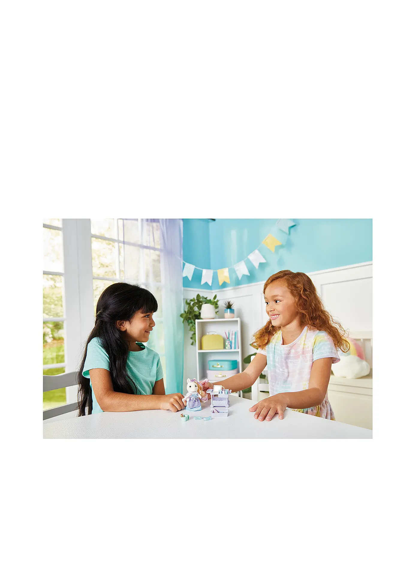 SYLVANIAN FAMILIES | Pony Friseur Spielset mit Figur | keine Farbe