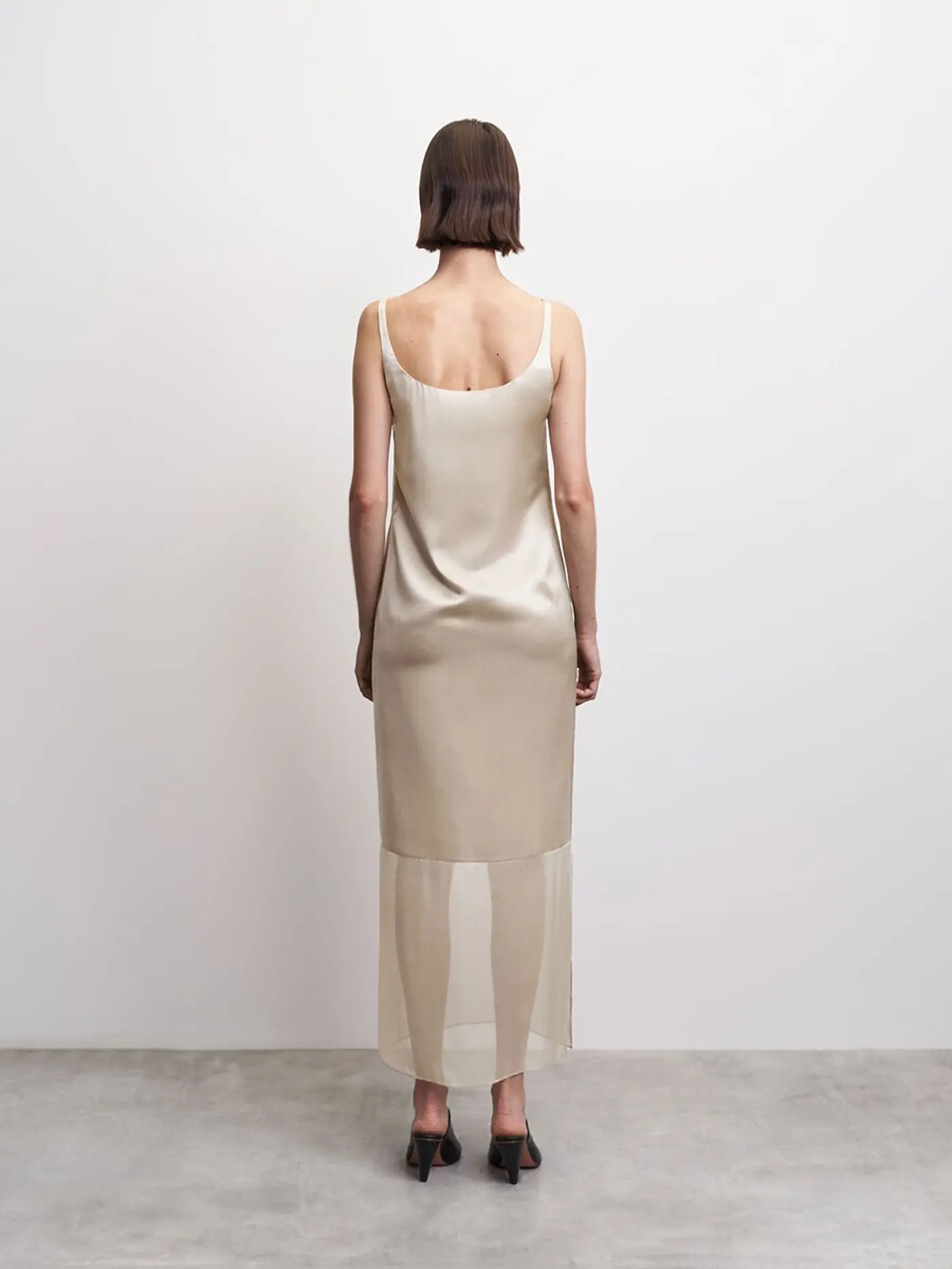 TIGER OF SWEDEN | Seidenkleid VARJO | beige