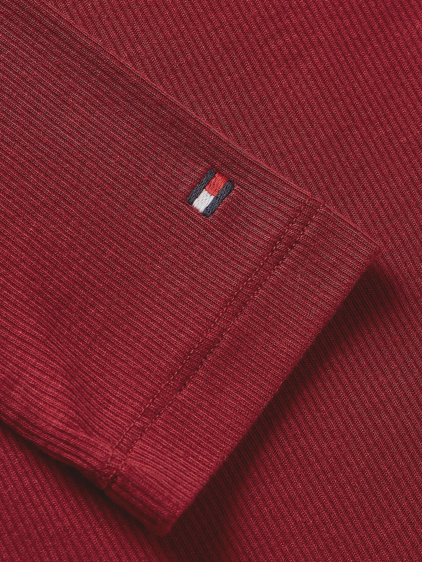 TOMMY HILFIGER | Langarmshirt | dunkelrot