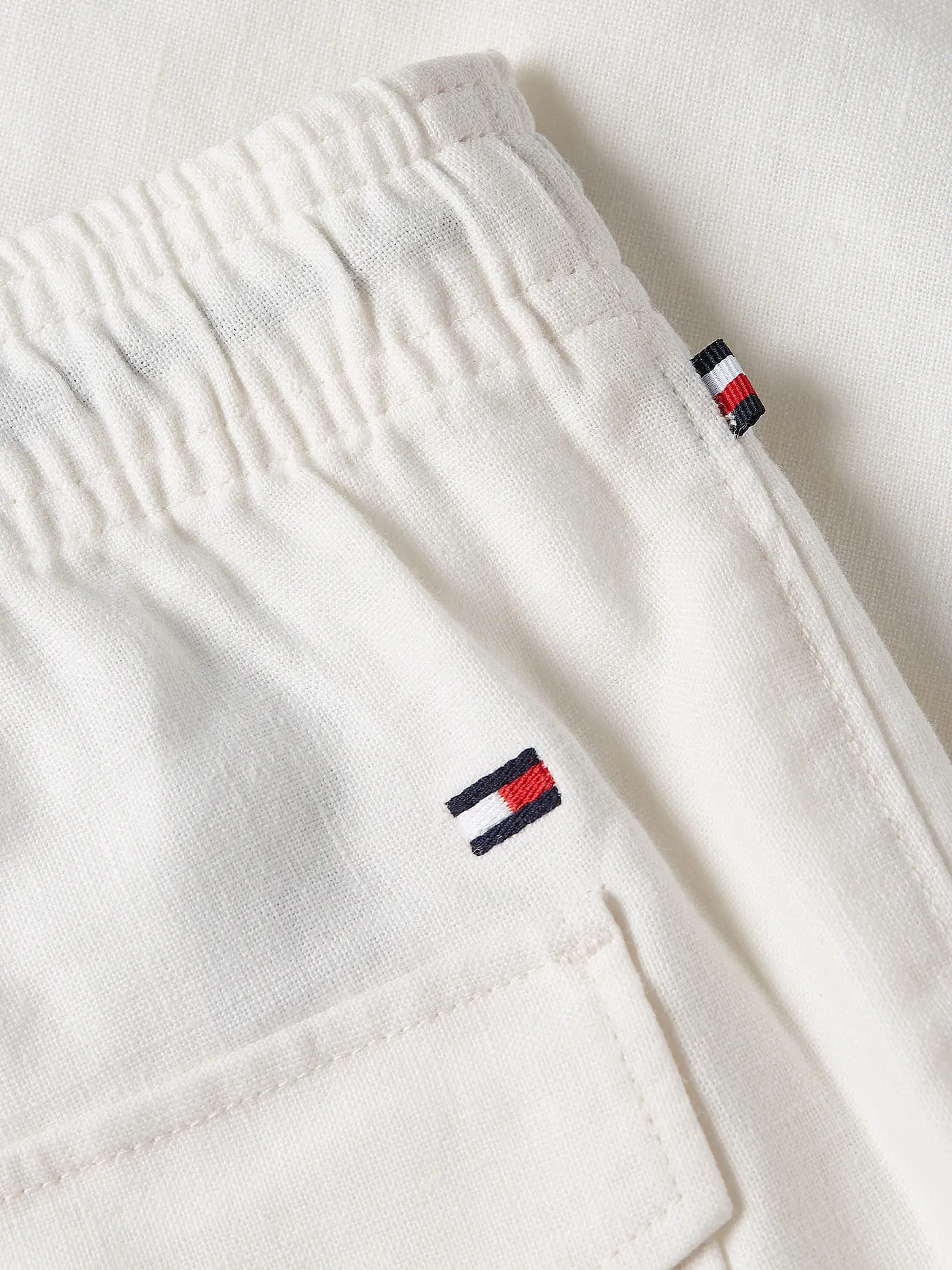 TOMMY HILFIGER | Shorts | weiss