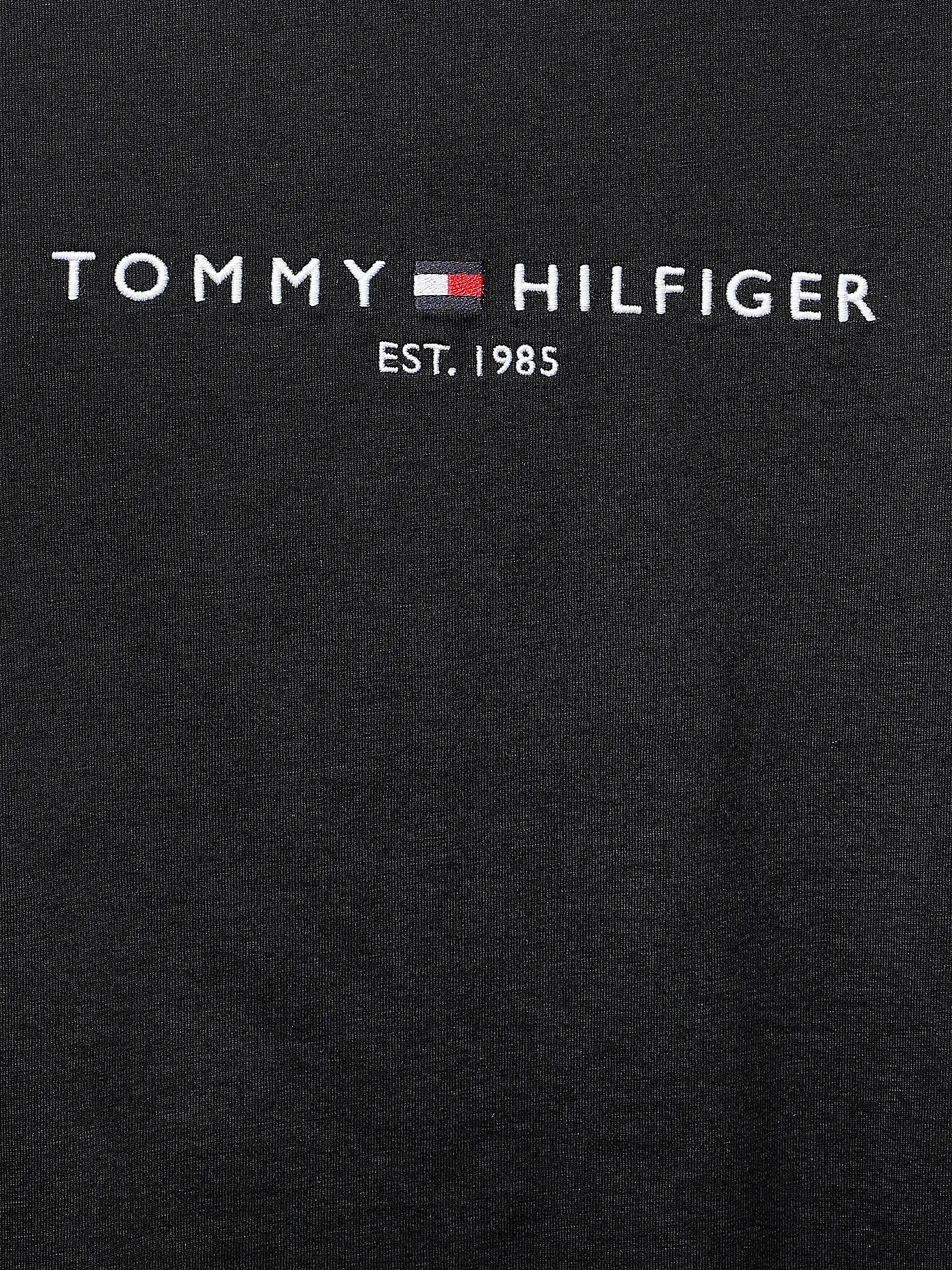 TOMMY HILFIGER | T-Shirt Regular Fit  | schwarz