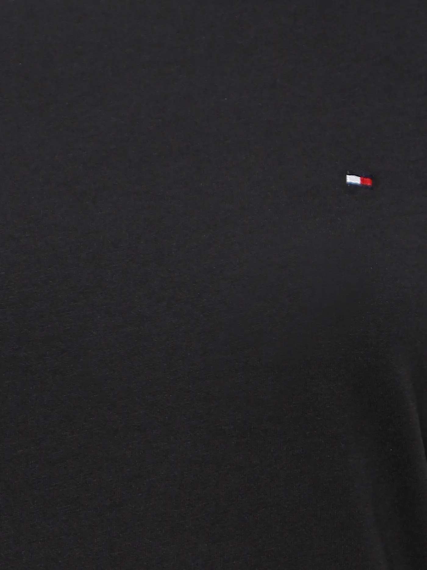 TOMMY HILFIGER | T-Shirt Regular Fit HERITAGE | schwarz