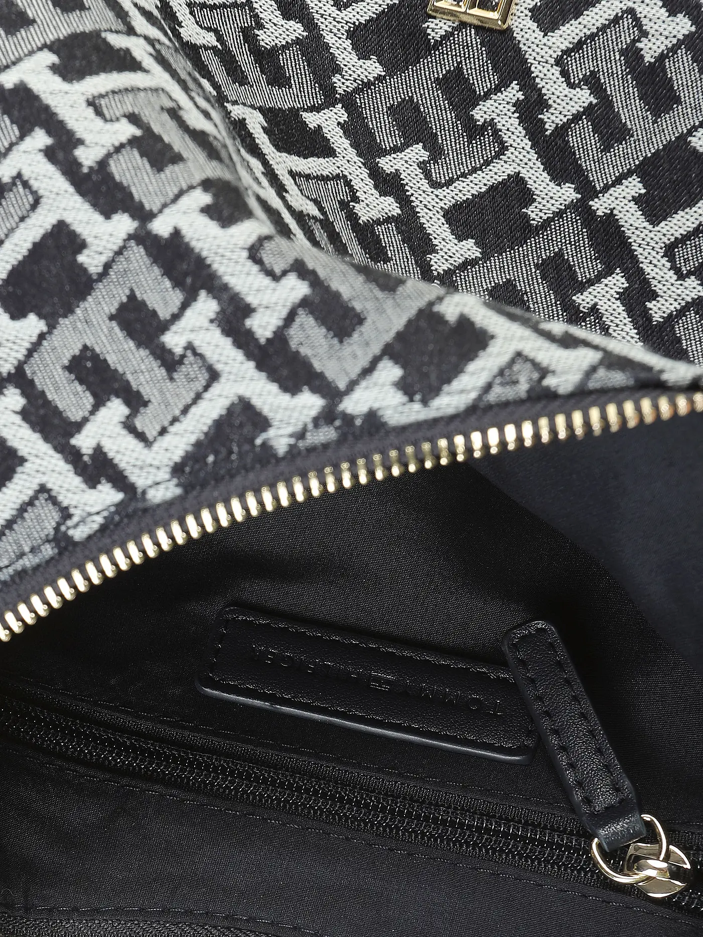 TOMMY HILFIGER | Tasche - Hobo  | dunkelblau