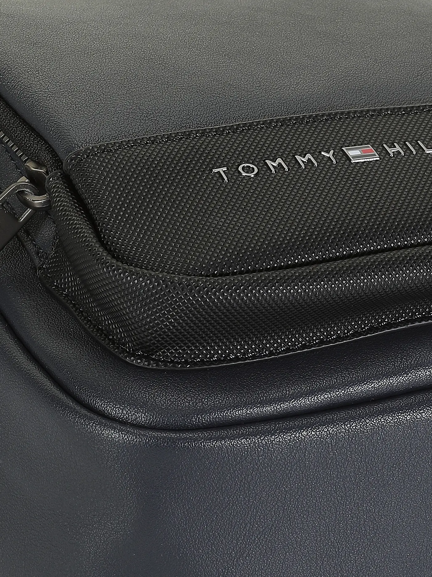 TOMMY HILFIGER | Tasche TH ESSENTIAL MINI REPORTER | blau