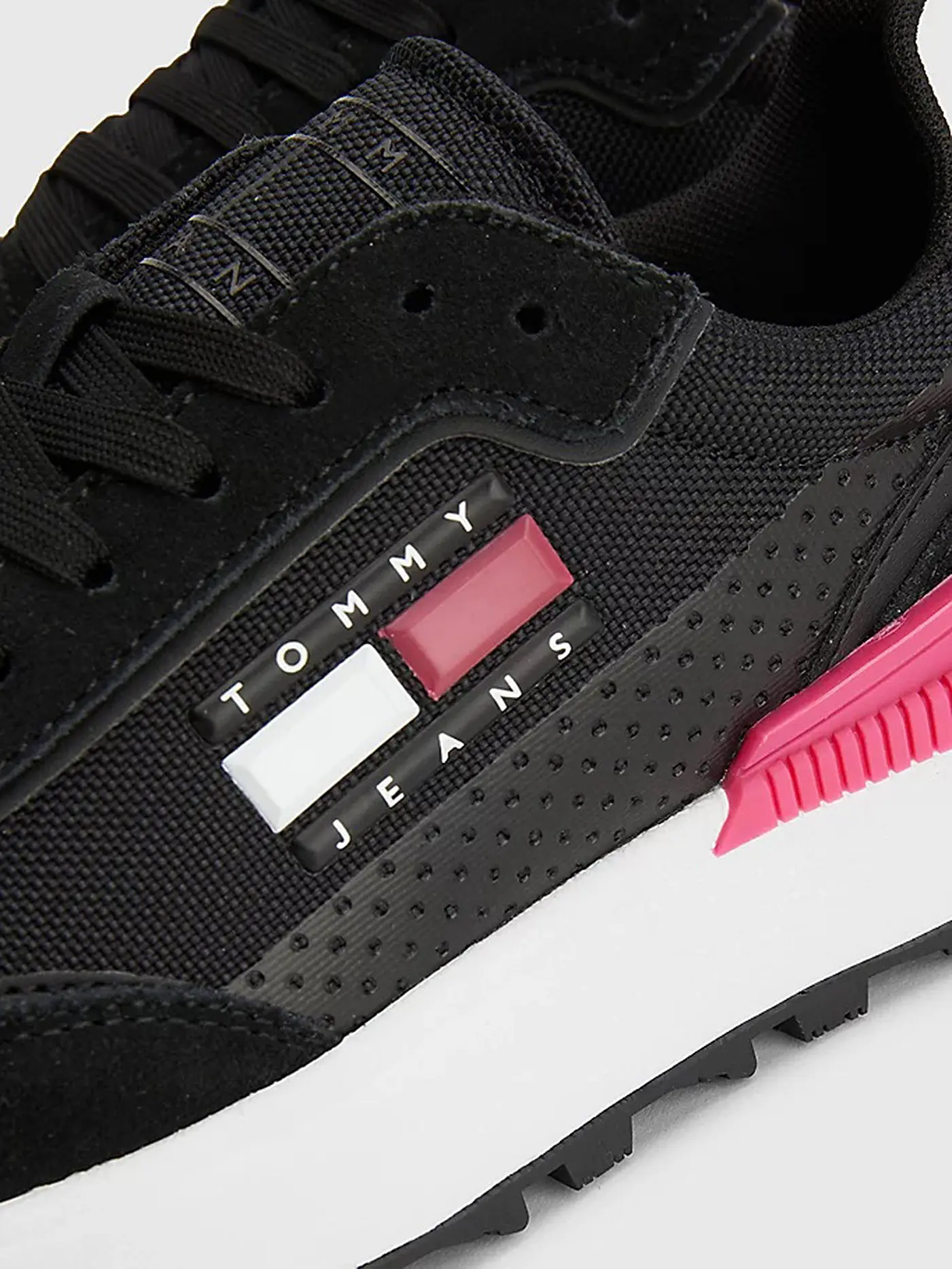 TOMMY JEANS | Sneaker TECH-RUNNER | schwarz