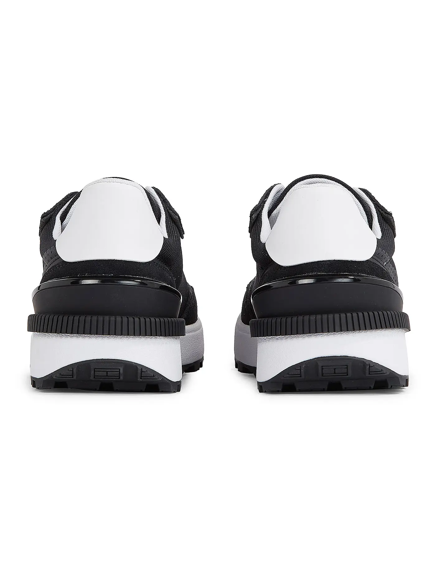 TOMMY JEANS | Sneaker | schwarz