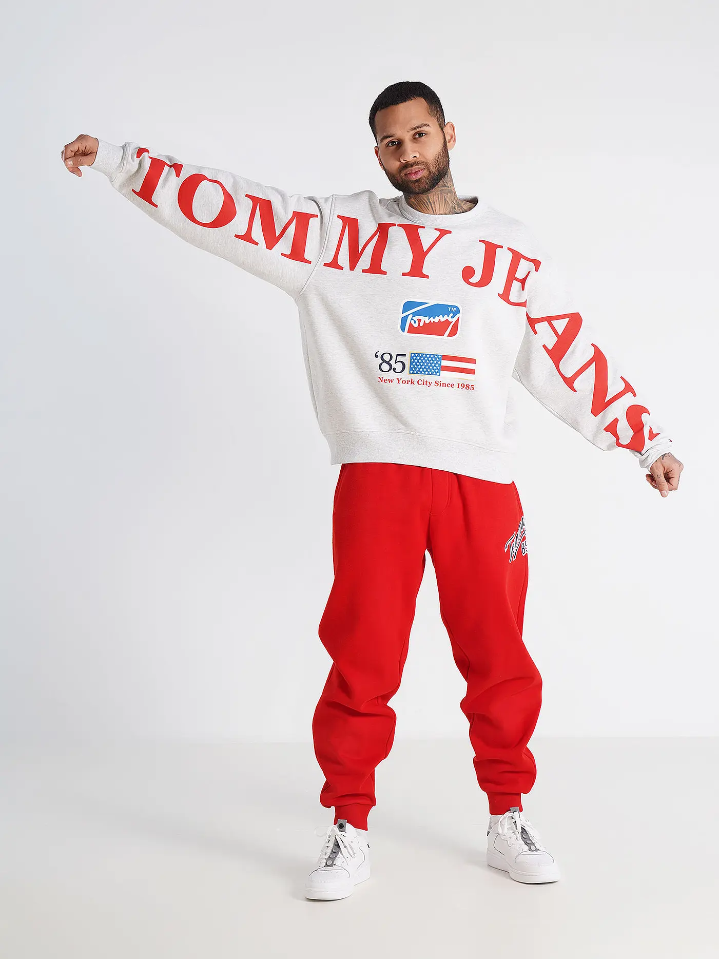 TOMMY JEANS | Sweatshirt | grau