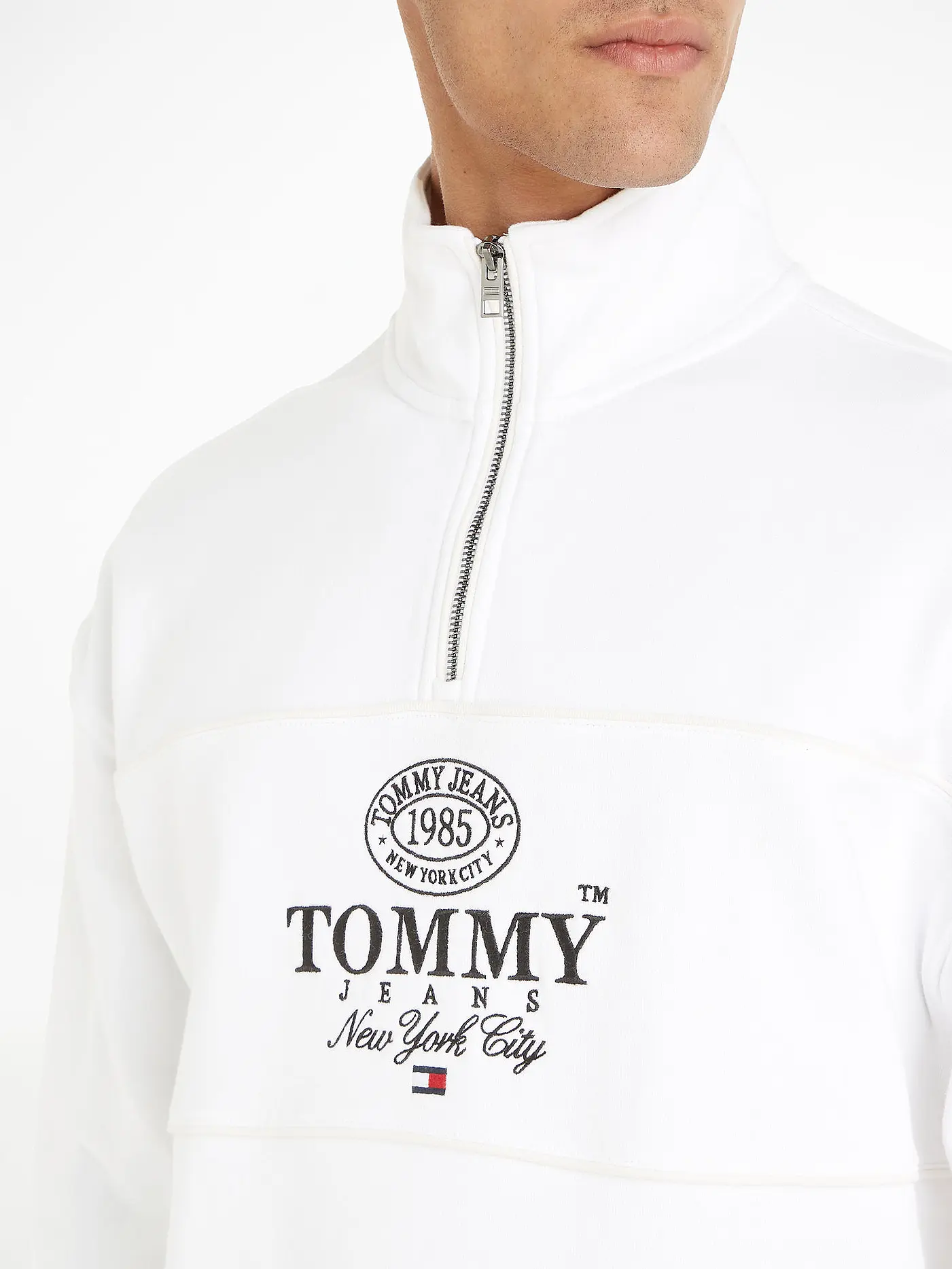 TOMMY JEANS | Troyer Sweater | weiss