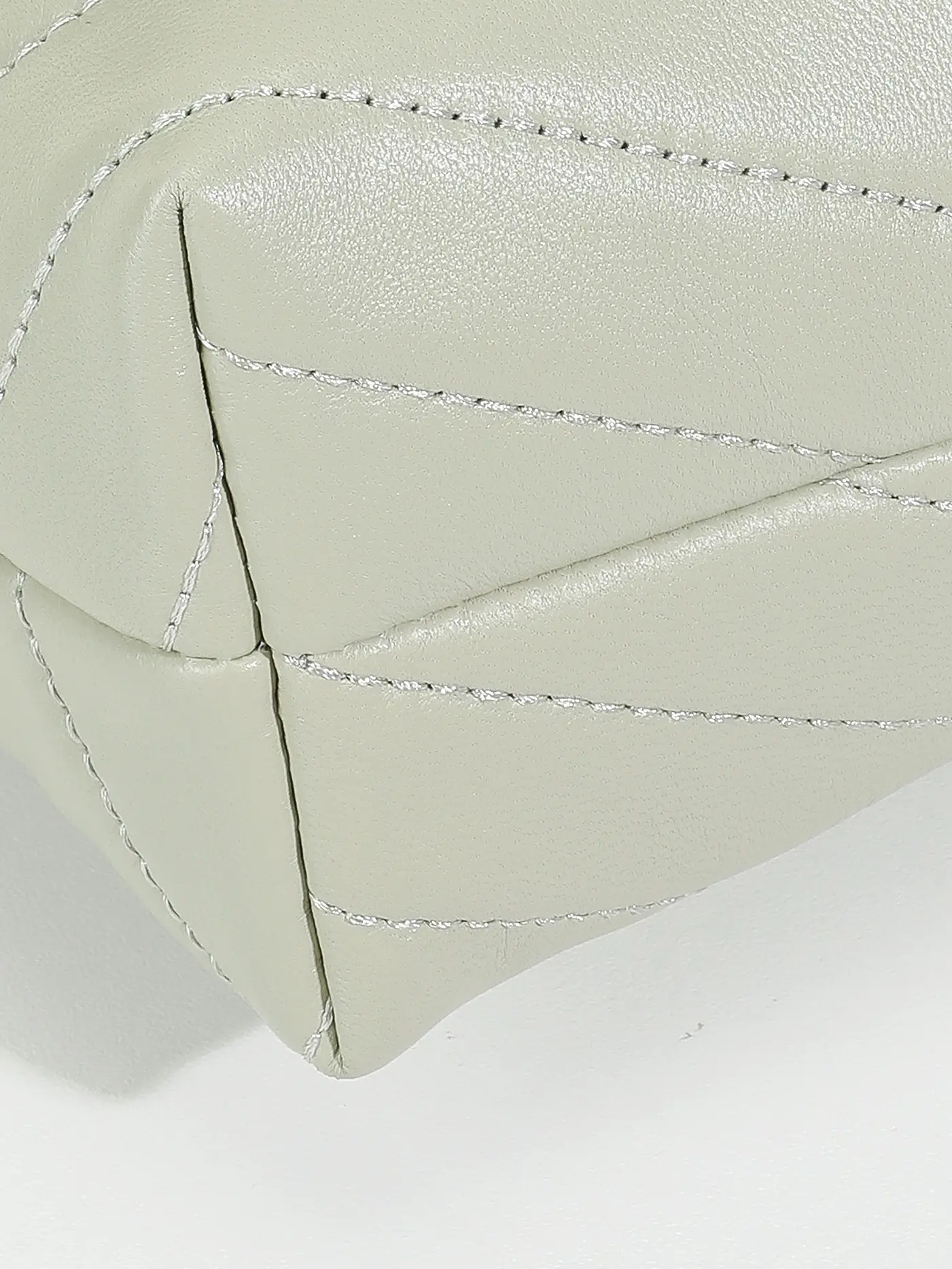 TORY BURCH | Ledertasche - Schultertasche KIRA CHEVRON Small | creme