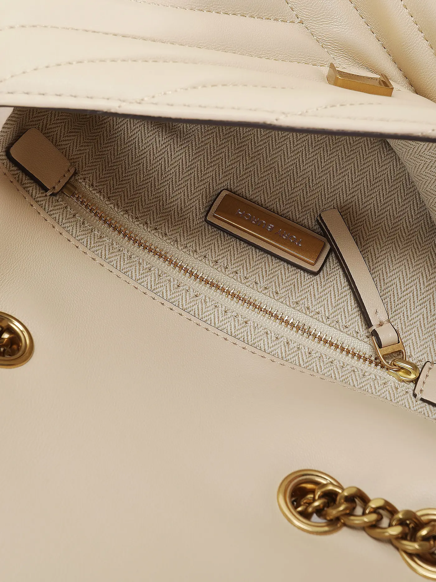 TORY BURCH | Ledertasche - Schultertasche KIRA CHEVRON Small | beige