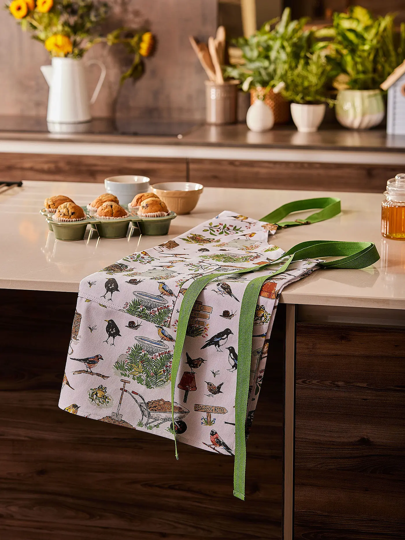 ULSTER WEAVERS | Schürze Cotton Garden Birds | grün