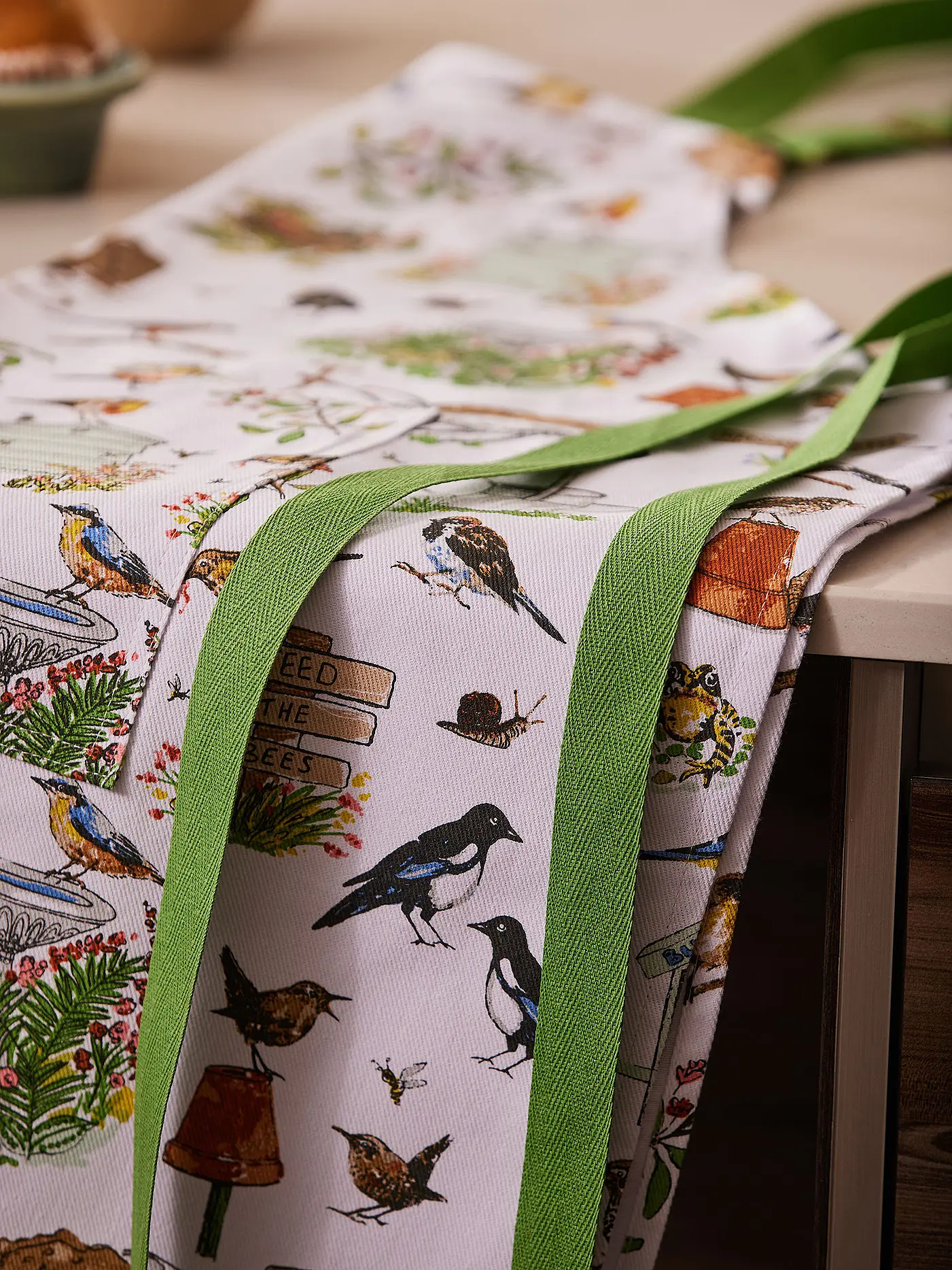 ULSTER WEAVERS | Schürze Cotton Garden Birds | grün