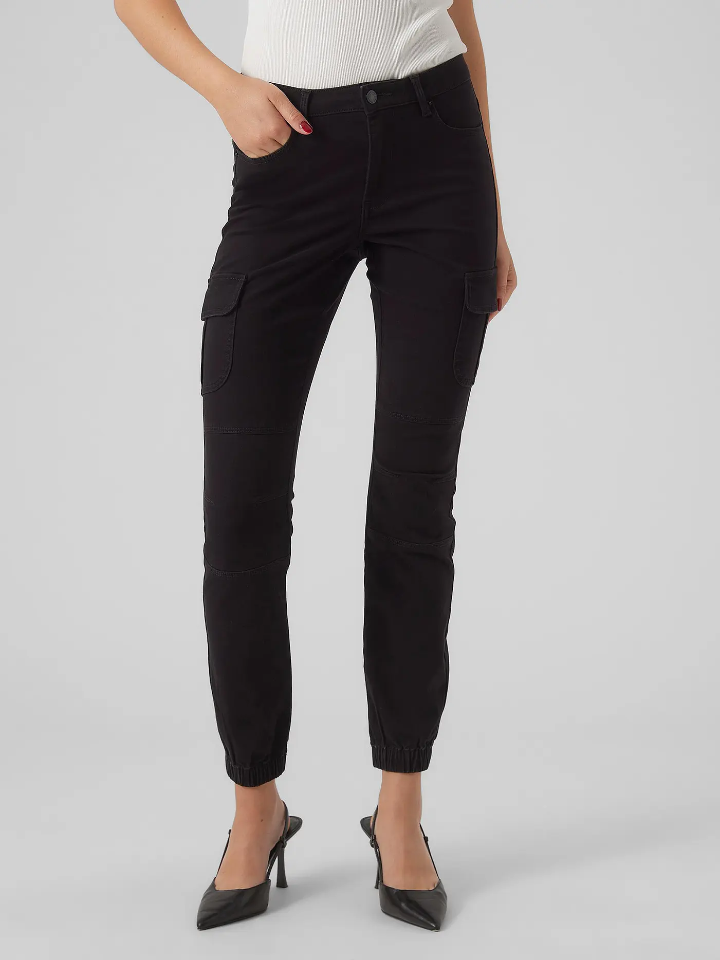 VERO MODA | Cargohose VMIVY | schwarz