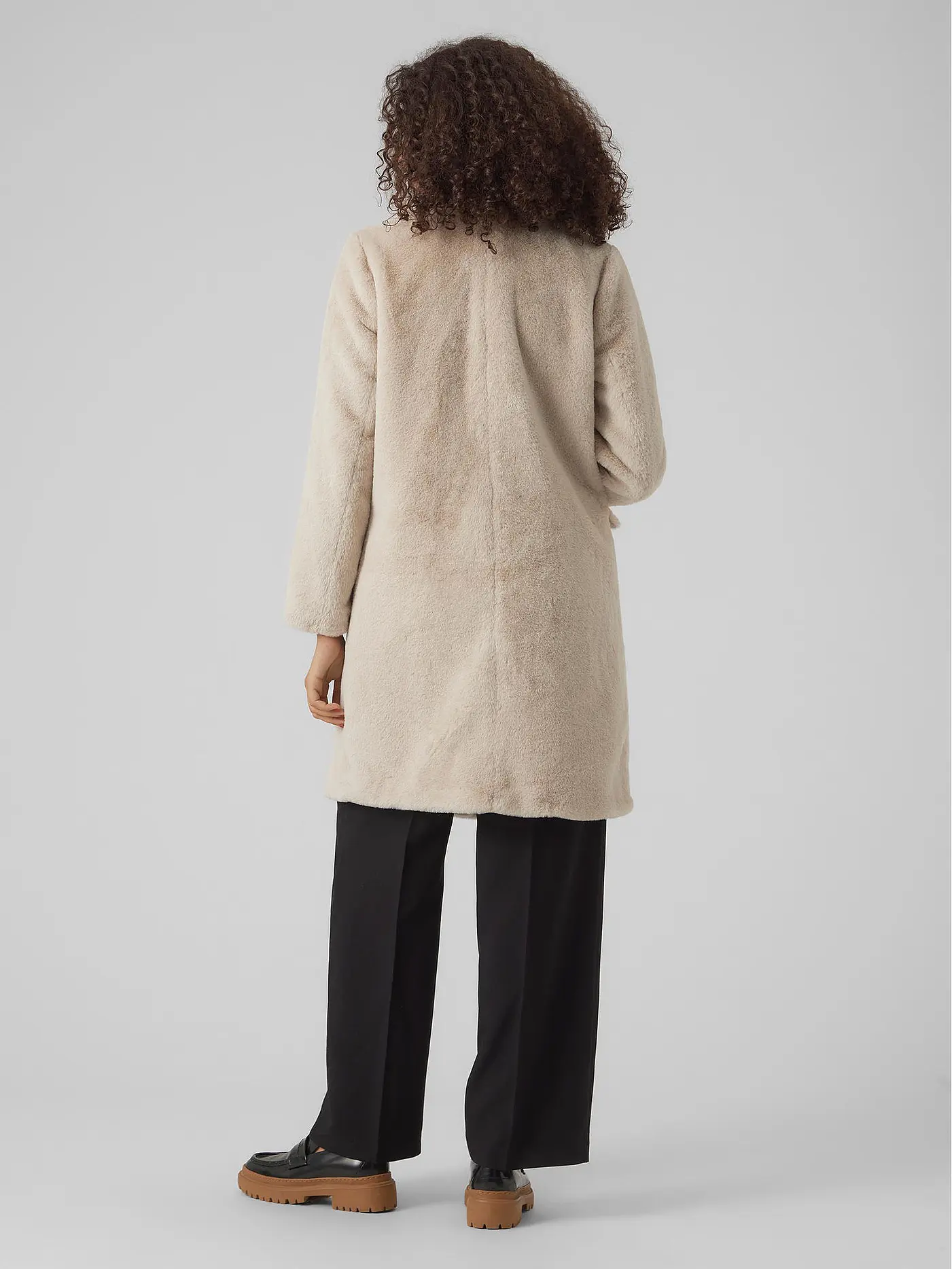 VERO MODA | Mantel in Felloptik VMSONJAELLY | creme